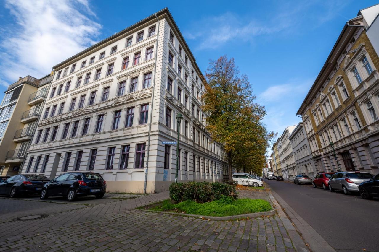 Moderne Eg-Wohnung In Sudenburg Mit Parkplatz, Top Anbindung Magdeburgo Esterno foto